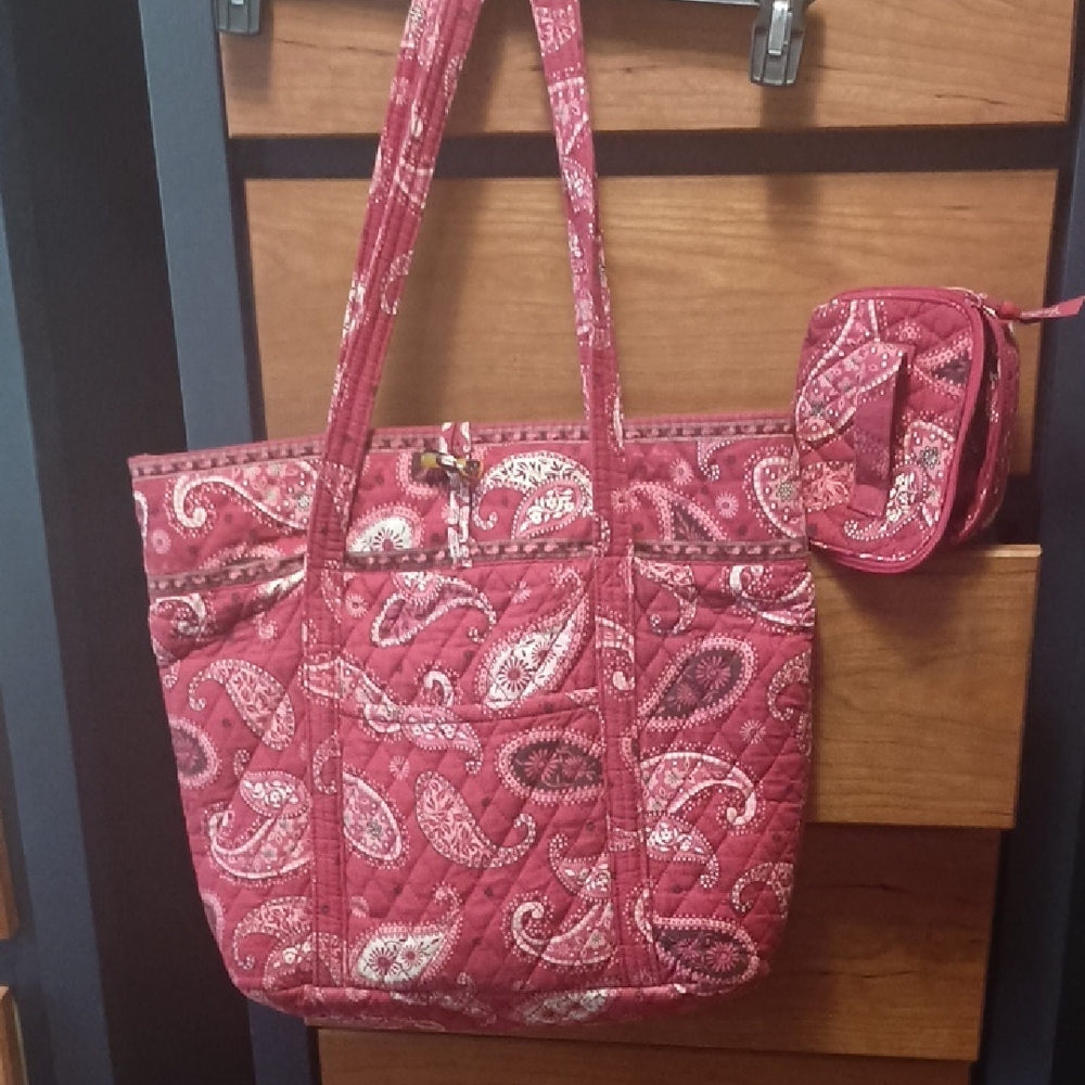 Vera Bradley Red Paisley Quilted Tote and jewelry case bundle